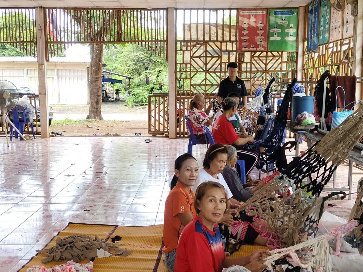 หลักสูตรการสานเปลจากเศษผ้า