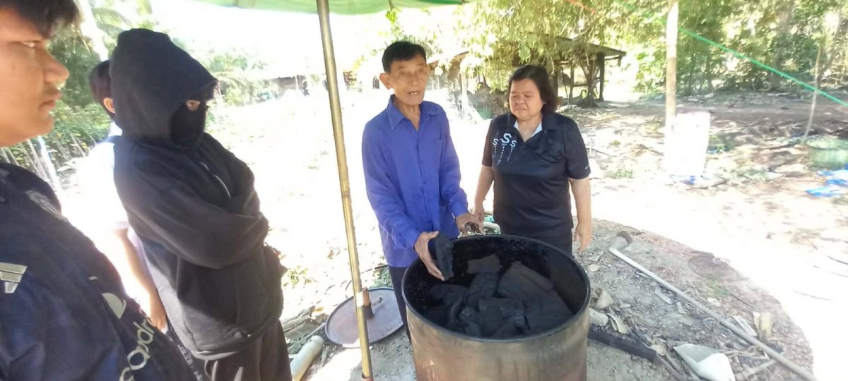นวัตกรรมเพื่อการเกษตรและสิ่งแวดล้อม (ศูนย์เรียนรู้เกษตรอินทรีย์ภาคปฏิบัติ)