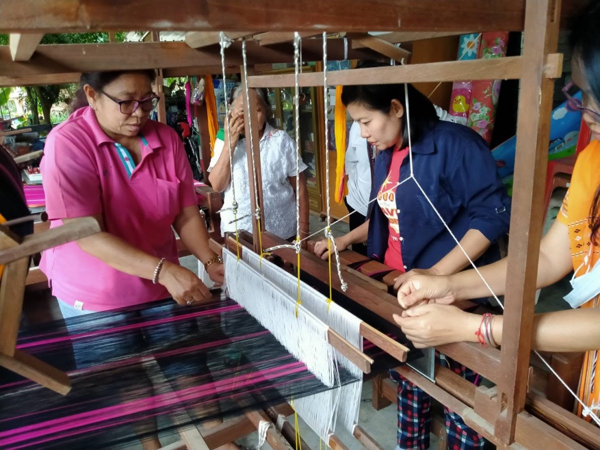 ศูนย์เรียนรู้สืบสานวัฒนธรรมภูมิปัญญาท้องถิ่น