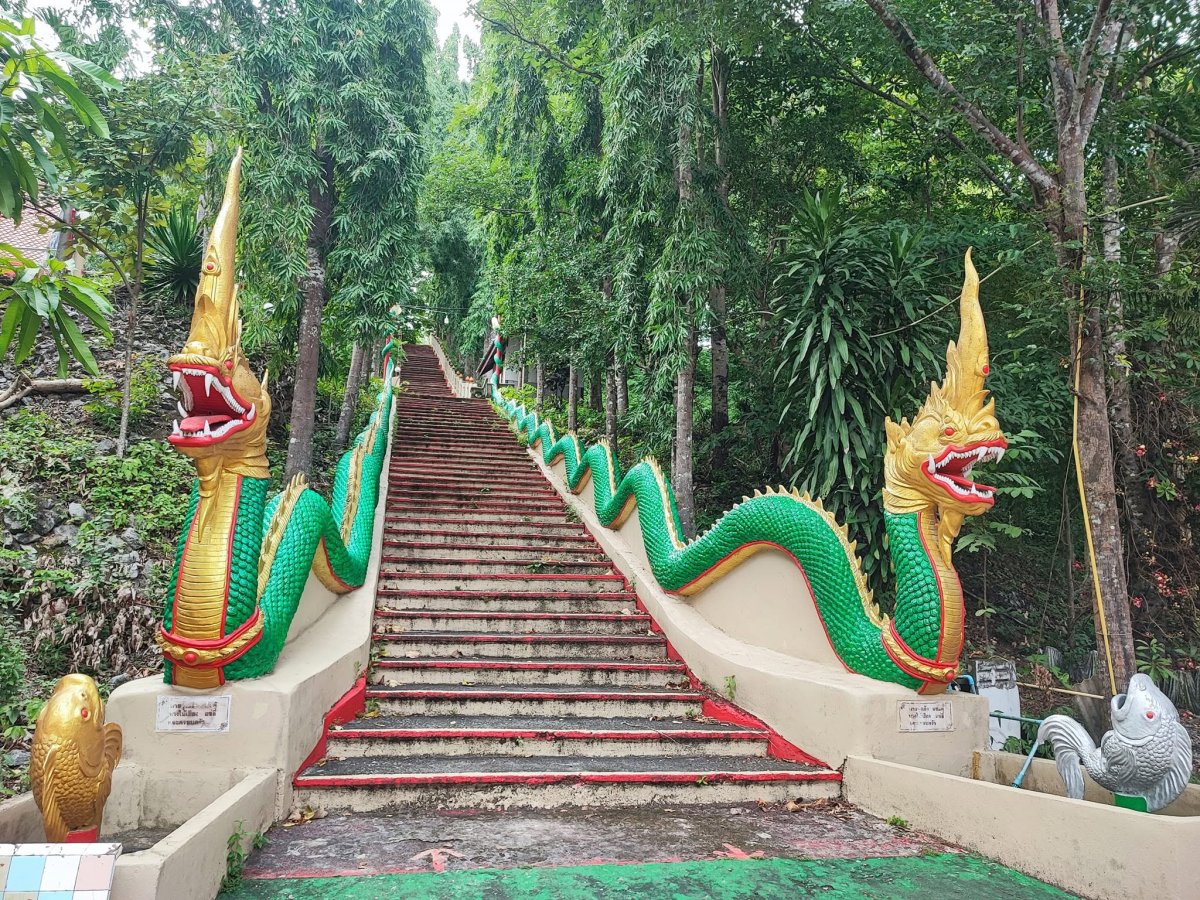 วัดธรรมรัตน์