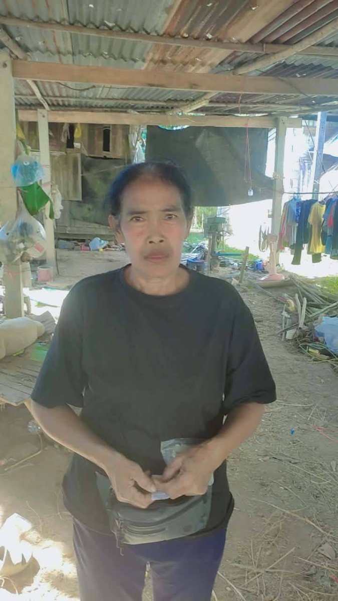 นางสาวมล   กุลอ่อน