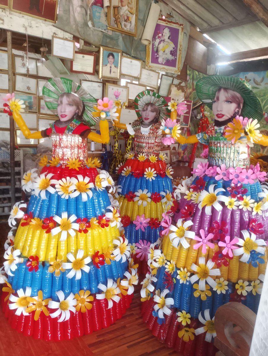 สิ่งประดิษฐ์จากขยะ