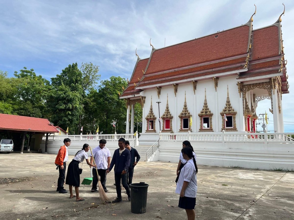 การทำปุ๋ยหมักจากใบไม้