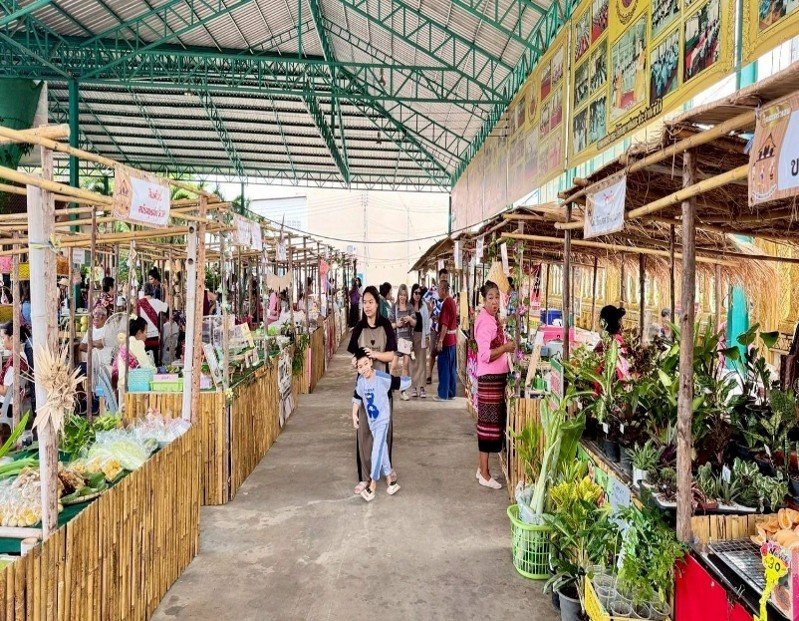 ตลาดวัฒนธรรมลาวเวียง
