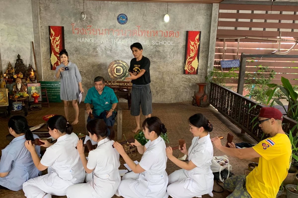 พ่อครูอรรณพ จันทรบุตร