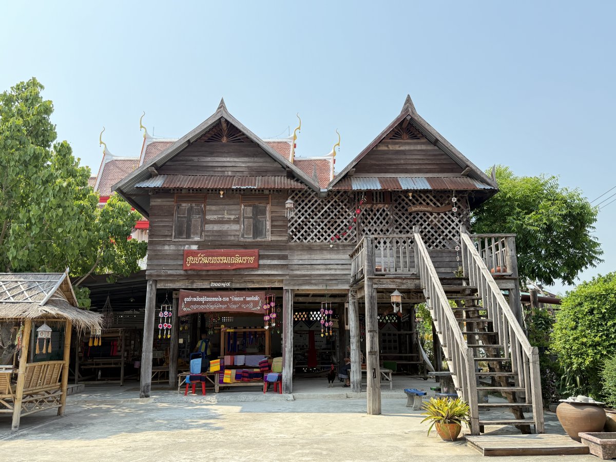 ศูนย์การเรียนรู้วัฒนธรรมไท - ยวน (บ้านยวน นครจันทึก)