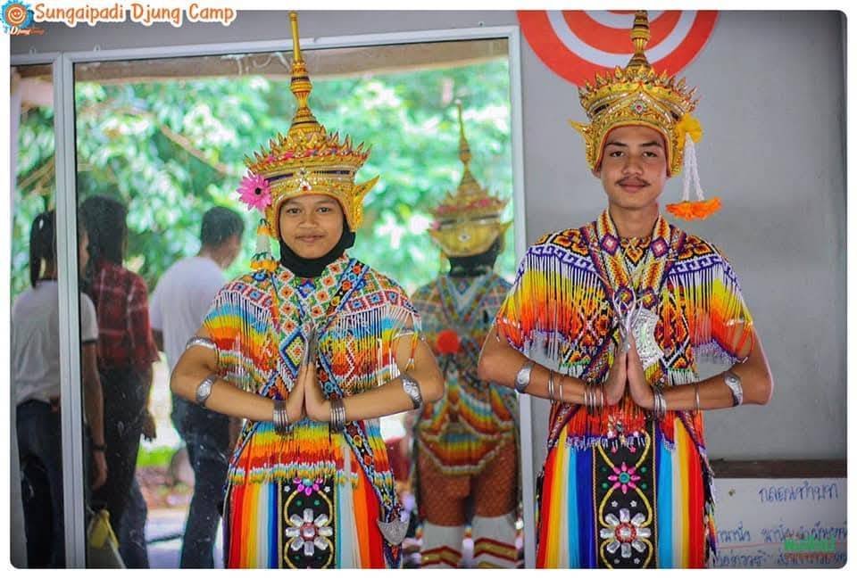 มโนราห์ ปาดีใน