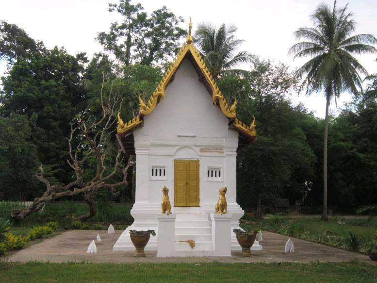 วัดศรีษะตะพาน โบสถ์ที่ใช้ประกอบศาสนพิธีที่มีขนาดเล็กที่สุด