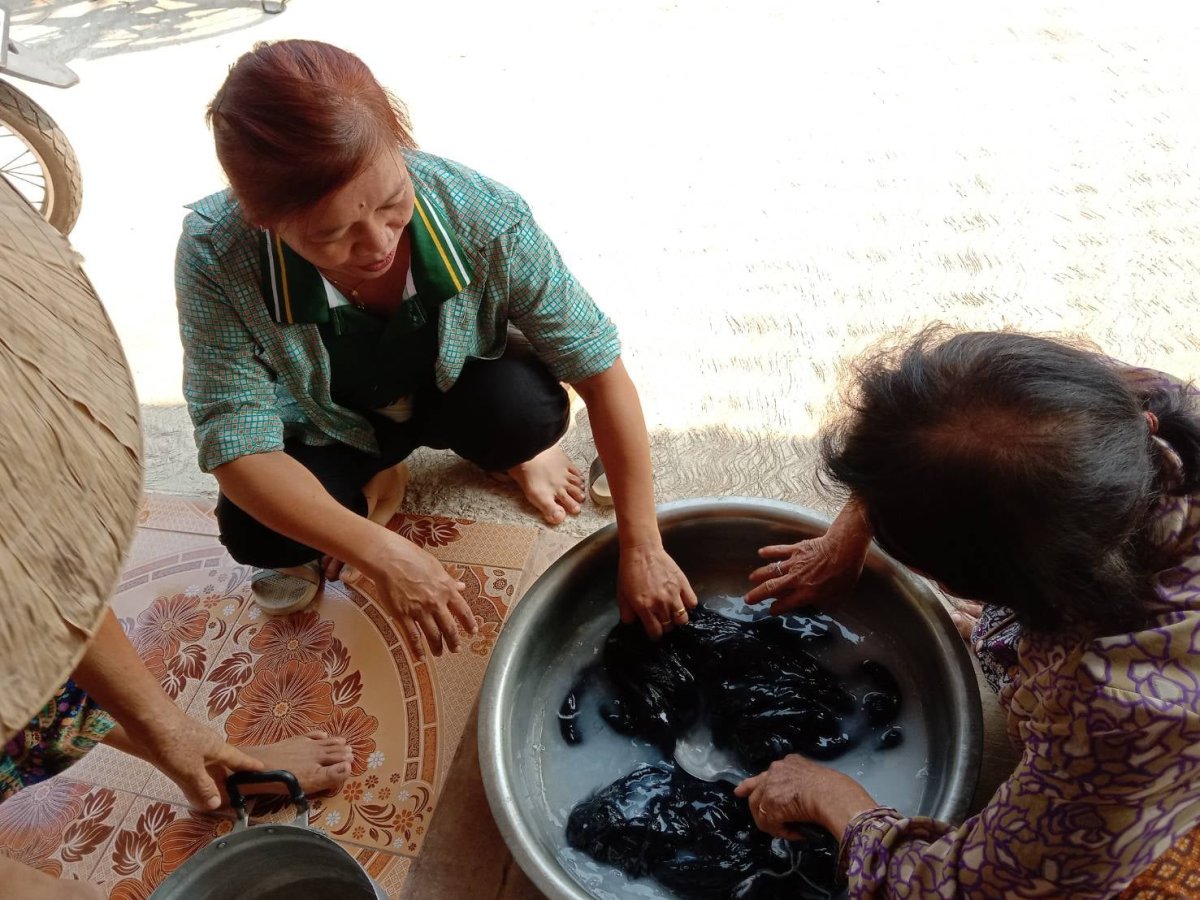 นางพัชรี  โนทะนะ