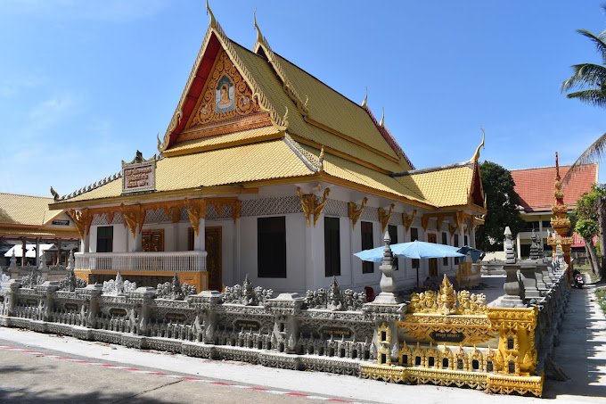 วัดแสนสุข