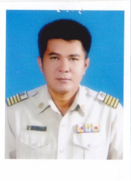 นายสาคร  ปากเกล็ด