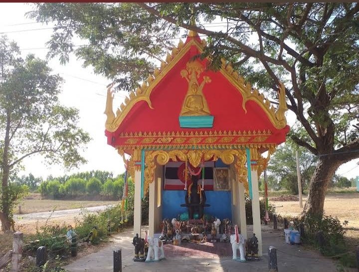 ศาลเสด็จเตี่ยพลเรือเอกพระเจ้าบรมวงศ์เธอ พระองค์เจ้าอาภรณ์เกีบรติวงศ์ กรมหลวงชุมพรเขตอุดมศักดิ์
