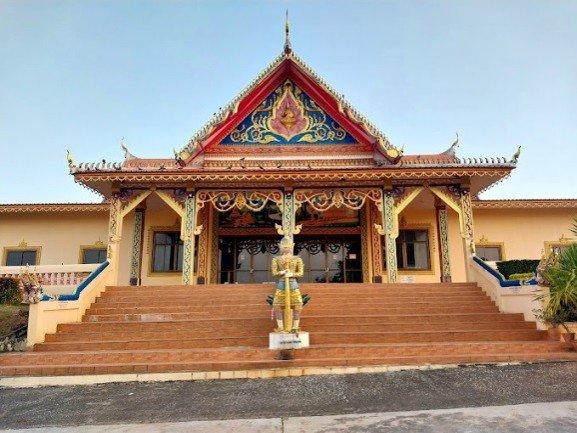 วัดป่าแดง 