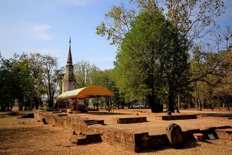 วัดพระธาตุเมืองพิณ
