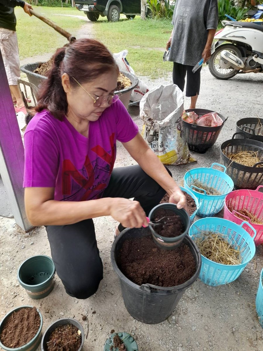 การเรียนรู้ตามหลักปรัชญาเศรษฐกิจพอเพียง