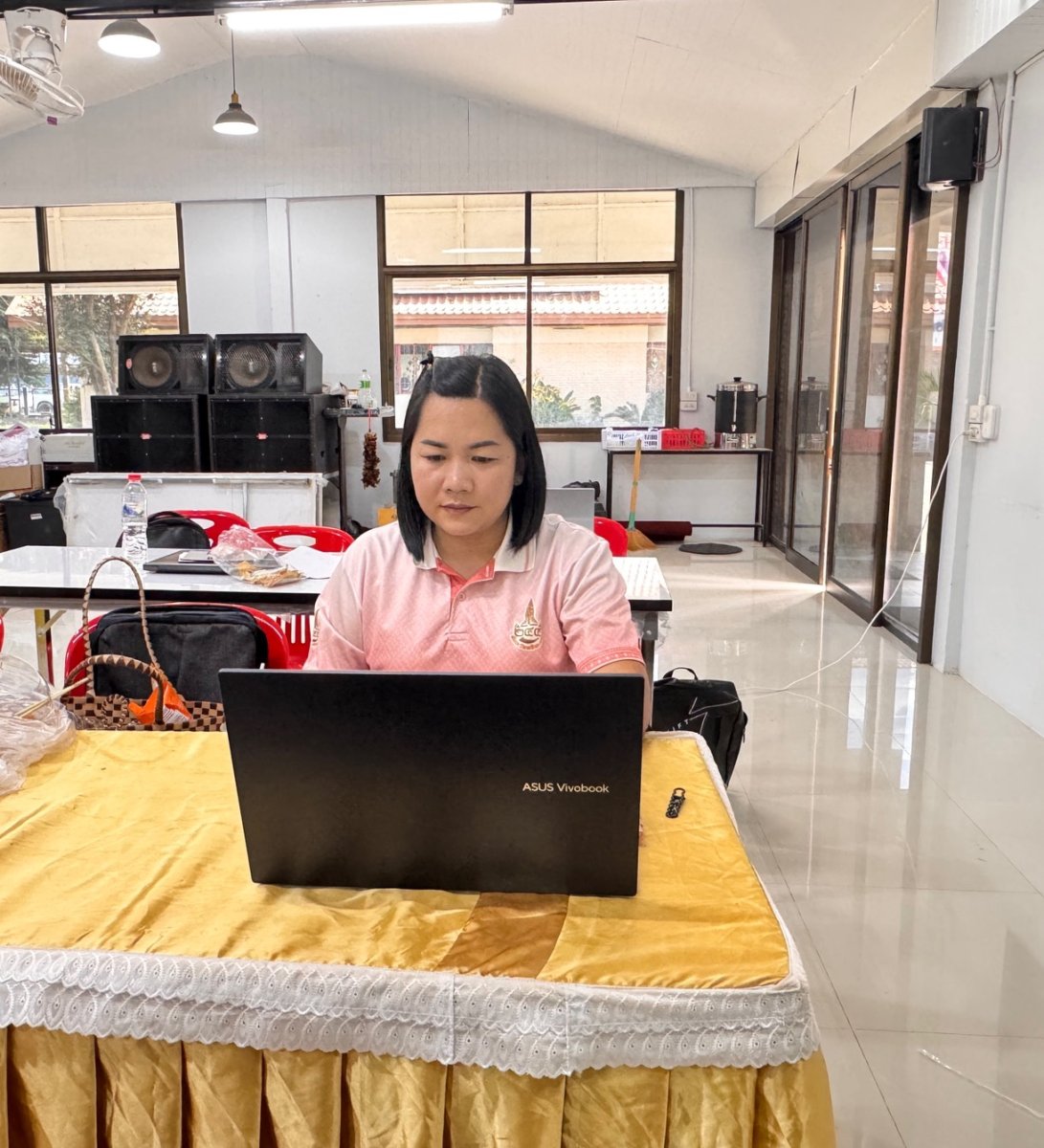 การลงทะเบียนให้กับนักศึกษา ศกร.ระดับตำบลจานใหญ่